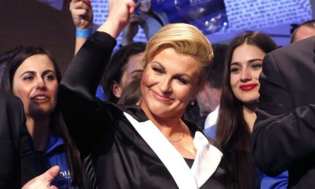 Президентка Хорватии устроила групповое празднование победы сборной: горячее видео