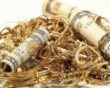 Злодій із прикрасами на 3 млн грн. застряг у заторі