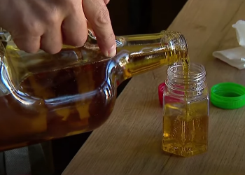 Оливкова олія. Фото: скрін youtube