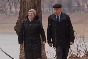 Пенсіонери. Фото: скрін youtube