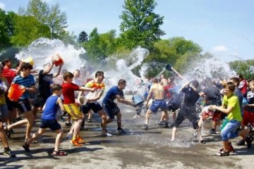 У Франківську 2 травня мочитимуть людей
