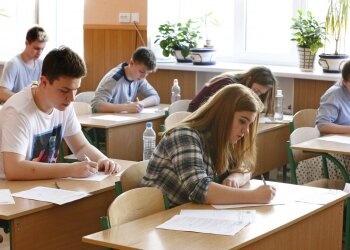 ВНО, иллюстраторское фото Униан