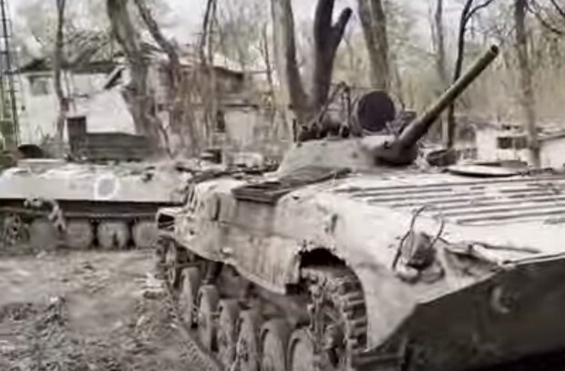 Кладовище розбитих танків рф. Фото: Youtube