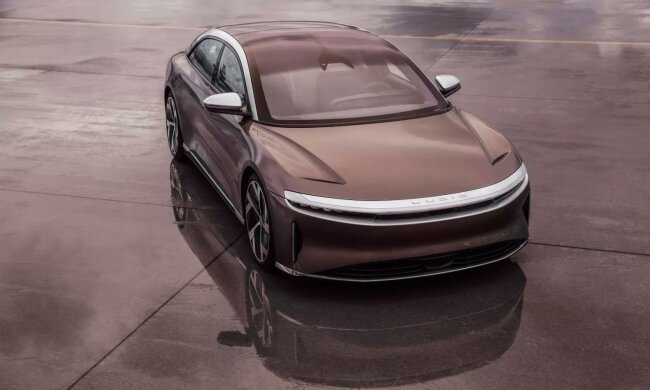 THE LUCID AIR