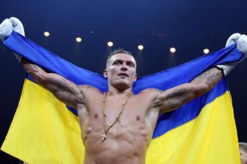 Він це зробив: Усик став абсолютним чемпіоном світу