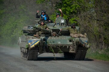 Військові, фото: скріншот з відео