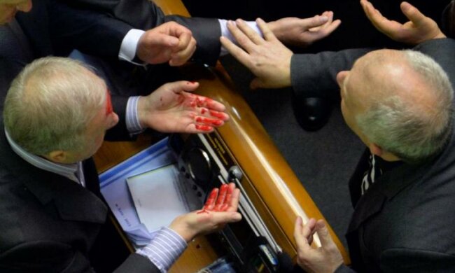 Зняття недоторканності: хто з депутатів опинився в зоні ризику