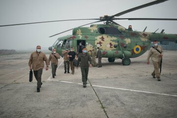 Володимир Зеленський, пожежа на Луганщині - фото з Фейсбук В.Зеленського