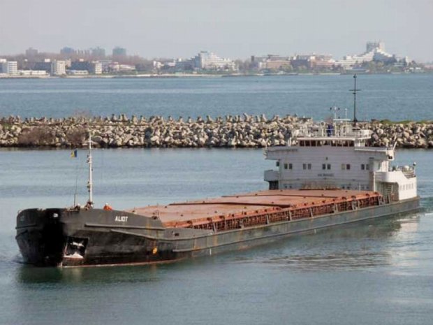 Украина арестовала молдавское судно за связи с Крымом