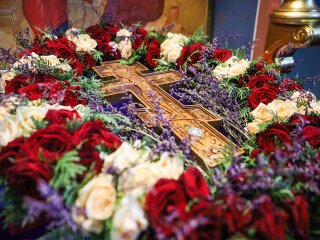 Воздвиження Хреста Господнього