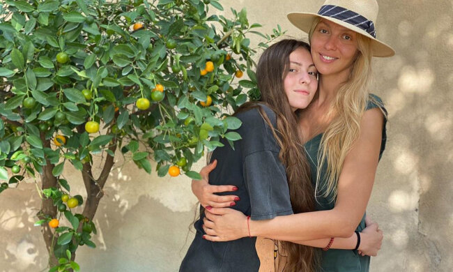 Оля Полякова з донькою Машею, фото Instagram