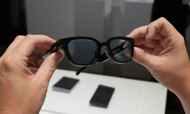 Розумні окуляри Samsung зі штучним інтелектом