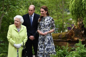Елизавета II, принц Уильям и Кейт Миддлтон, фото: Instagram / kensingtonroyal