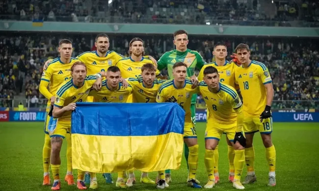 Новий тренер збірної України Мальдера під час матчу проти Польщі