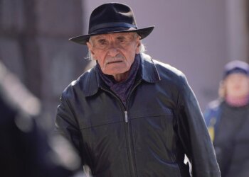 Пенсія для чорнобильців: гроші в руках пенсіонера