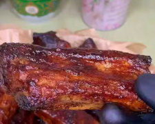 Свиные ребрышки, кадр из видео