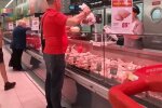 Ціни на м'ясо. Фото: скрін youtube