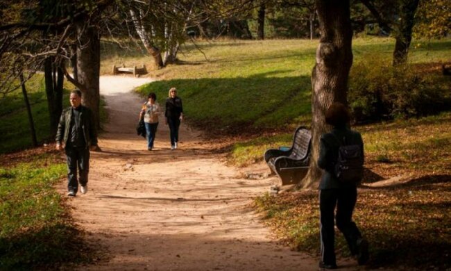 Осінні вихідні: чого чекати українцям від погоди 