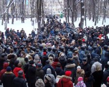Что? Депутатов надели сверхмощным оружием против "шпионов"