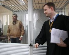Одесский судья-взяточник проведет под стражей еще 2 месяца