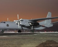 Ніхто не вижив: російський літак упав при посадці