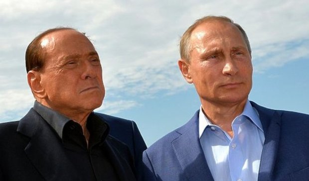 Путін і Берлусконі відвідають кримські музеї