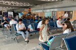 Українка відверто висловилася про "безпеку" харківського аеропорту: "Забили на карантин!"