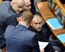 У Гройсмана без проблем користуються забороненими сайтами