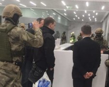 У Розенка з'явився заступник з обшуку волонтерів
