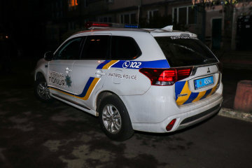 Неймовірний інцидент з грабіжниками і київськими копами потрапив на камеру