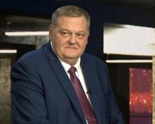 Маленькая бомбочка: бешеный историк хочет взорвать Украину в прямом эфире