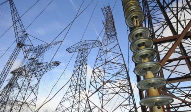 Україна втричі скорочує імпорт електрики з Росії