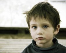 Дайте мені роботу: українці в сльозах від історії хлопчика, який хоче врятувати маму