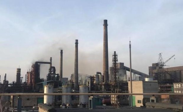 Обстріли терористів зупинили Авдіївський коксохімічний завод