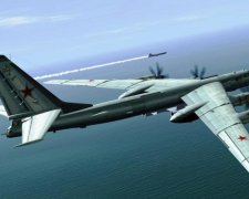 Данія показала перехоплення російського бомбардувальника