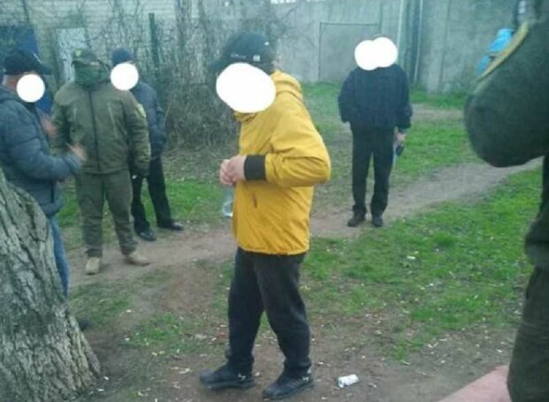 Хулиганы в Черноморске, фото: Telegram