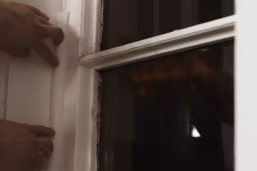 Утепление окна, скриншот с видео
