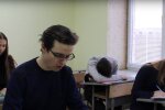 студенти, скріншот з відео