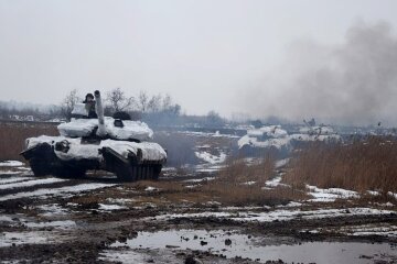 Плановые учения танкистов в Донецкой области, фото ООС