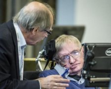 Главное за ночь: смерть Стивена Хокинга и последствия решений Трампа для Украины