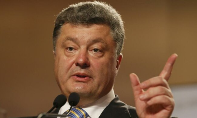Порошенко сказал, что будет с визами для россиян