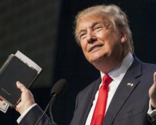 Трампа попросили "на вихід"