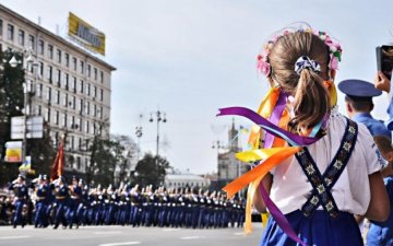 Репетиція параду до Дня Незалежності не обійшлася без курйозної ДТП. Голосно не смійтеся