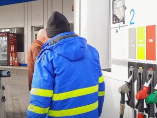 АЗС. Фото: скрін youtube