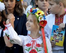 Головне за ніч: скасування 1 вересня та полювання на українців у Європі
