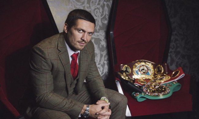 Александр Усик