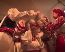 Украинским модницам показали альтренативу вышиванке