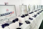 Samsung хочет покорить игроманов странным монитором