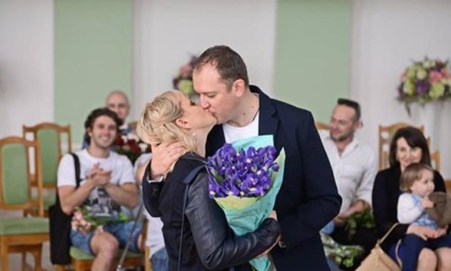 Актриса Ирма Витовская вышла замуж за бизнесмена