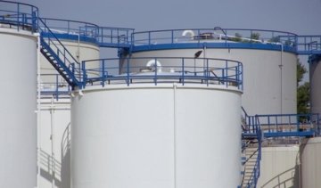 В США більше ніде зберігати нафту